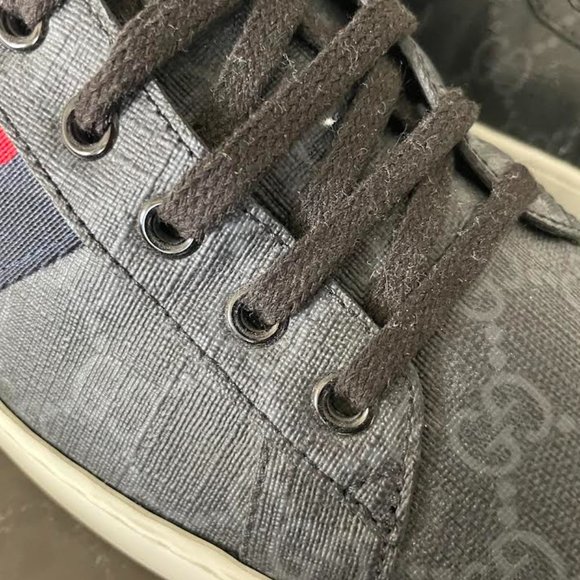 SOLD - Men's Gucci Ace Sneakers - Picture 2 of 9